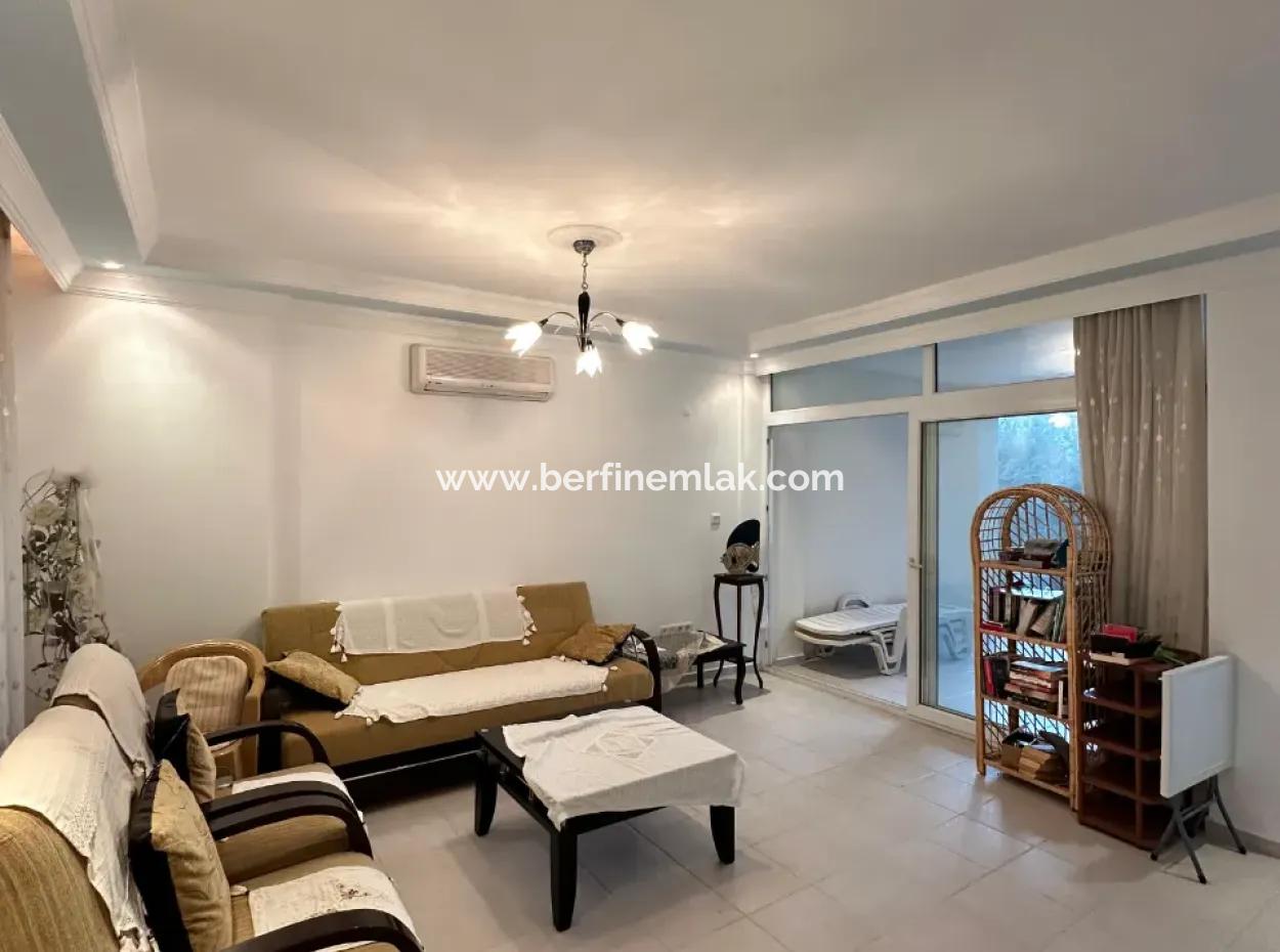 2 1 Villen Zum Verkauf In Einem Komplex In Akbukte