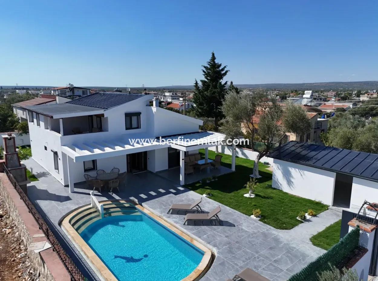Didim''de Müstakil Havuızlu Bahçeli Villa