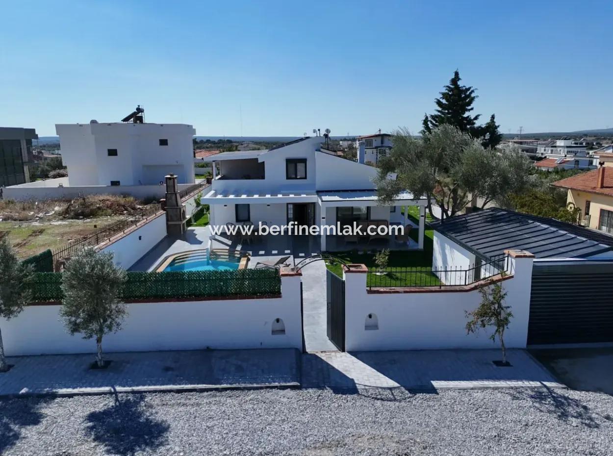 Didim''de Müstakil Havuızlu Bahçeli Villa