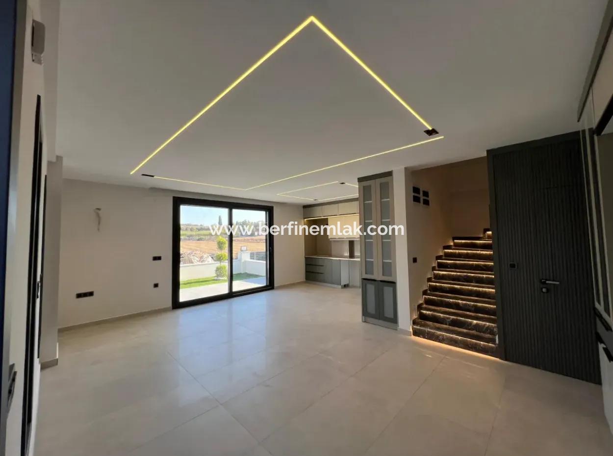 4 1 Villa For Sale In Hisar Neighborhood In Aydin Didimde