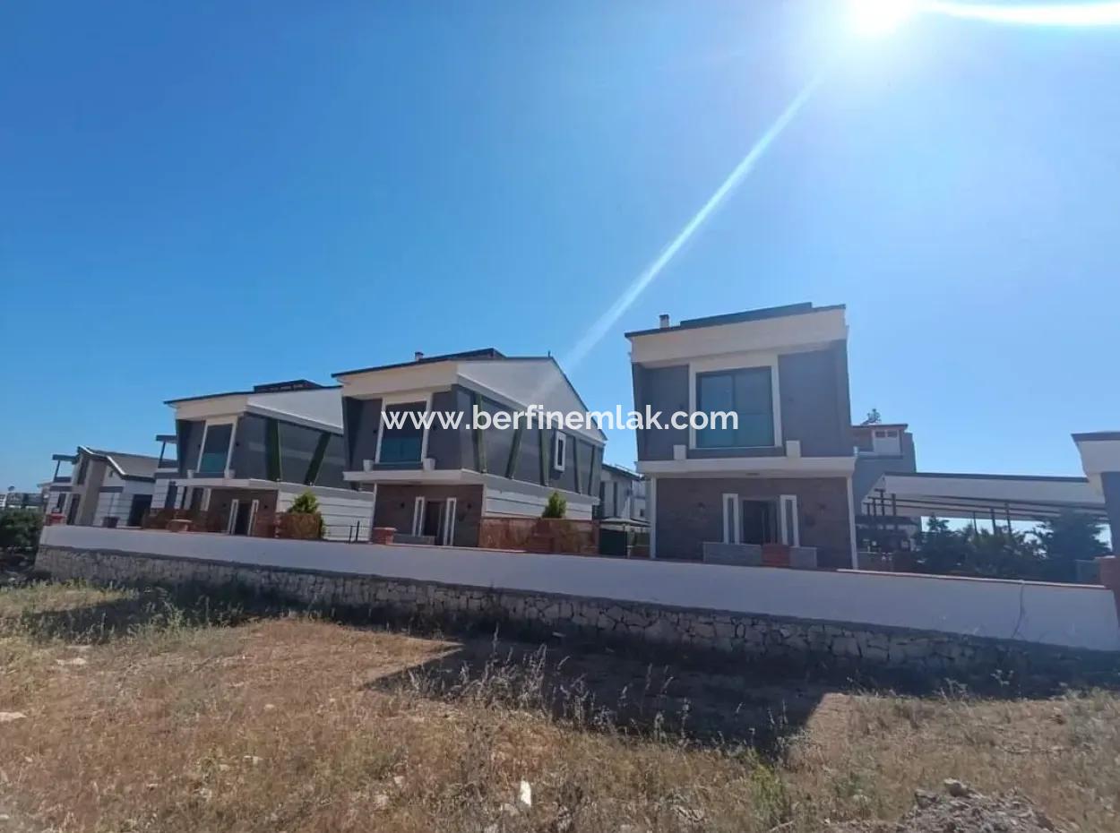 Sea View Villas In Didim Efeler Neighborhood
