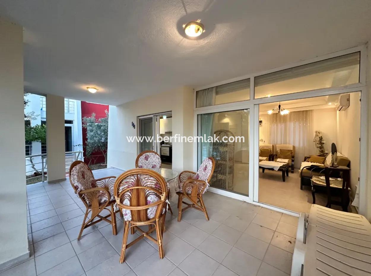 2 1 Villas For Sale In A Complex In Akbukte