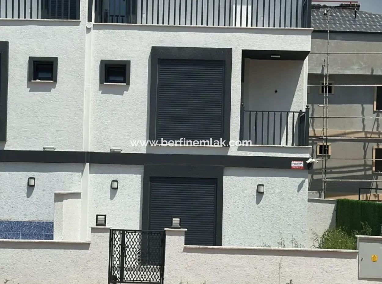 3 1 Centrally Located Villas For Sale In Didim Hisar Neighborhood