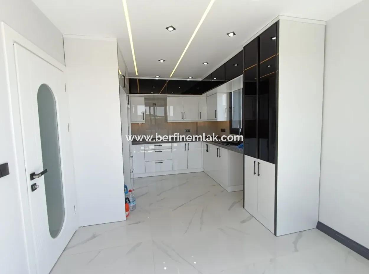 3 1 Villa With Pool In 300M2 Plot In Didim Efeler