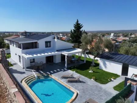 Didim''de Müstakil Havuızlu Bahçeli Villa