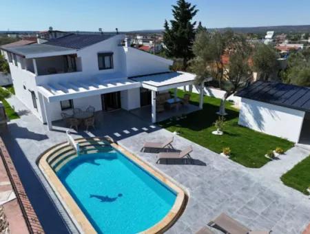 Didim''de Müstakil Havuızlu Bahçeli Villa