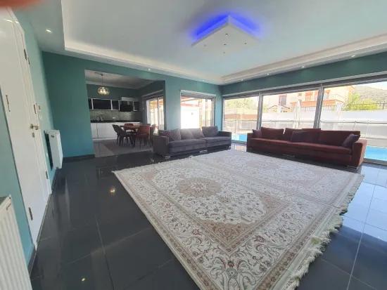 в Didim внутри 1400m2 участка отдельная вилла