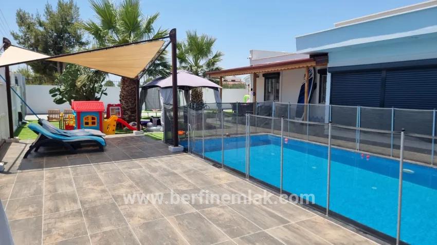 Didim Akyeniköy Ak-yeniköy Mah. Satılık 5+2 Villa - 1.400 m²