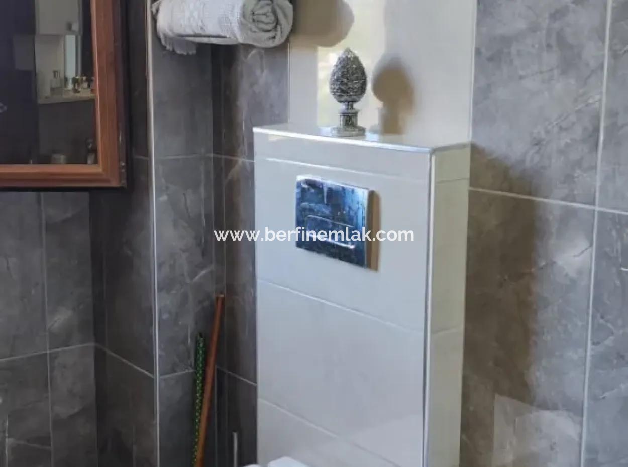 Yeşiltepede Satılık Lüks Villa