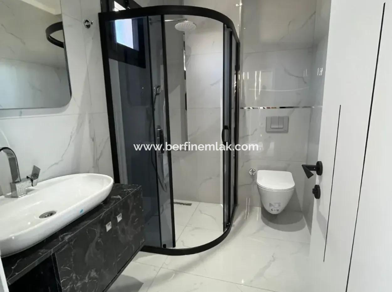 Aydın Didim Efeler Mahallesinde 4+1 Havuzlu Tam Müstakil Villa