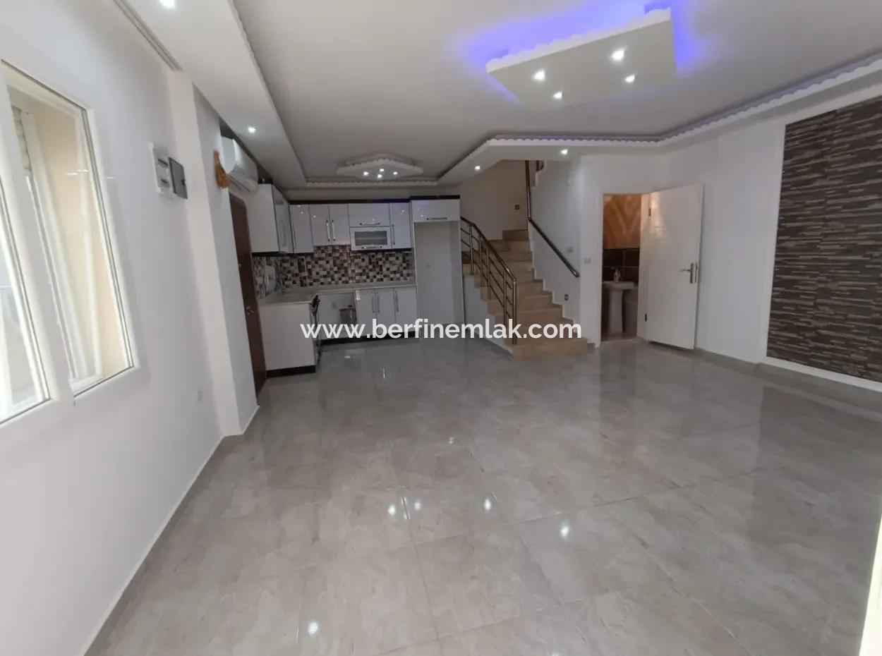 Didim Merkezi Konumda Bitişik Nizam  3+1  Villa