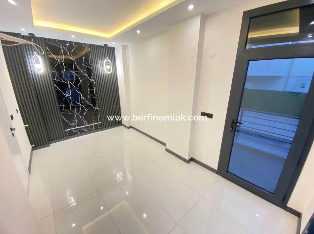 Aydın Didim Altınkum  Plajına Yakın 3+1 Villa