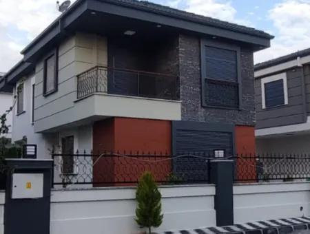 Aydın Didim Çamlıkta Denize Yürüme Mesafesinde Akıllı Tam Müstakil Villa