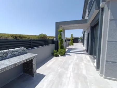 Didim Efelerde 300M2 Arsa İçinde  3+1 Havuzlu Villla