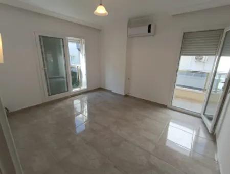 Didim Merkezi Konumda Bitişik Nizam  3+1  Villa