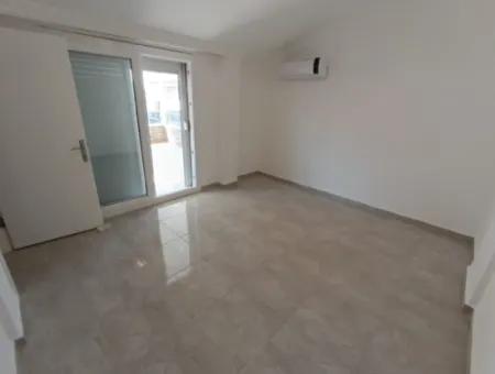Didim Merkezi Konumda Bitişik Nizam  3+1  Villa