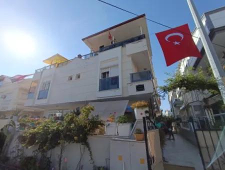 Didim Merkezi Konumda Bitişik Nizam  3+1  Villa