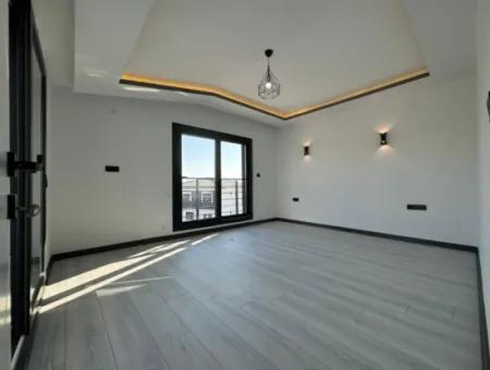 Aydın Didimde Hisar Mahallesinde 3+1 Havuzlu  Ön Cephe Villa