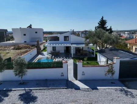 Didim''de Müstakil Havuzlu Bahçeli Villa